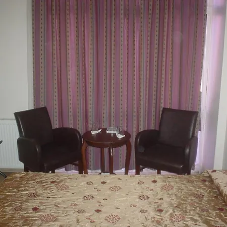 Ebru Antique Otel 3*